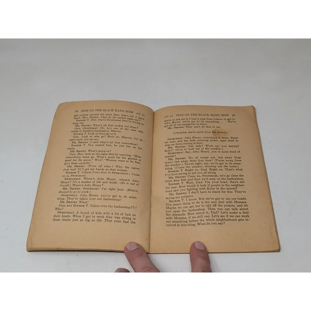 Five On The Black Hand Side Play by Charlie Russell Samuel French 1977‎ VTG Book